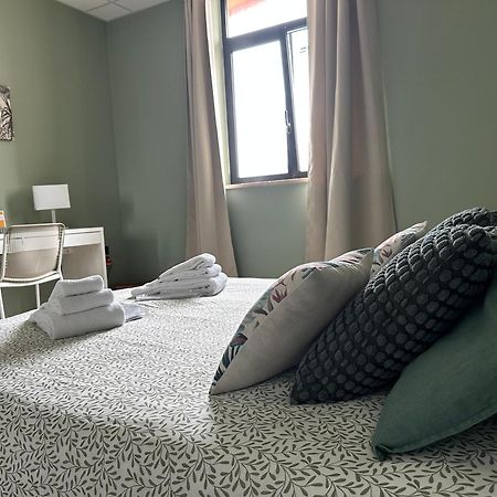 Botanical Suite 巴里 外观 照片